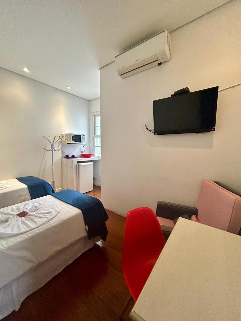 Pousada E Hostel Sao Paulo Comfort - Bairro Pinheiros, Proximo Hospital Das Clinicas E Incor, Oscar Freire, Av Paulista, Allianz, Vila Madalena E Facil Acesso Ao Ibirapuera E Morumbi エクステリア 写真