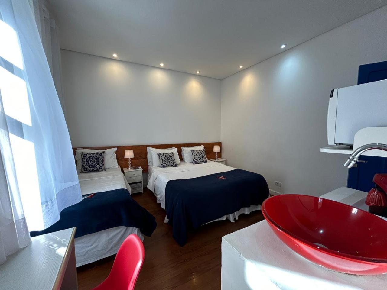 Pousada E Hostel Sao Paulo Comfort - Bairro Pinheiros, Proximo Hospital Das Clinicas E Incor, Oscar Freire, Av Paulista, Allianz, Vila Madalena E Facil Acesso Ao Ibirapuera E Morumbi エクステリア 写真