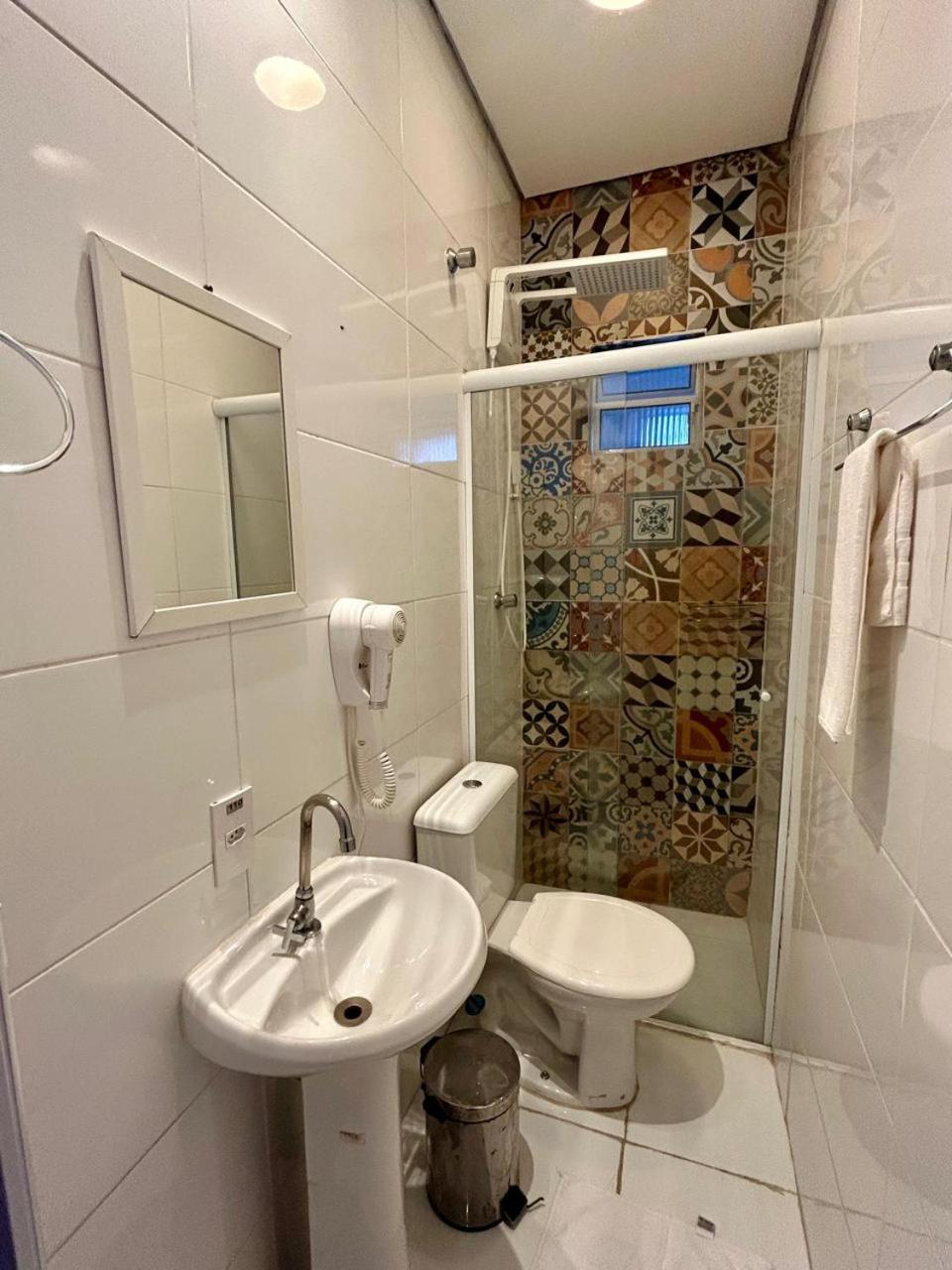 Pousada E Hostel Sao Paulo Comfort - Bairro Pinheiros, Proximo Hospital Das Clinicas E Incor, Oscar Freire, Av Paulista, Allianz, Vila Madalena E Facil Acesso Ao Ibirapuera E Morumbi エクステリア 写真