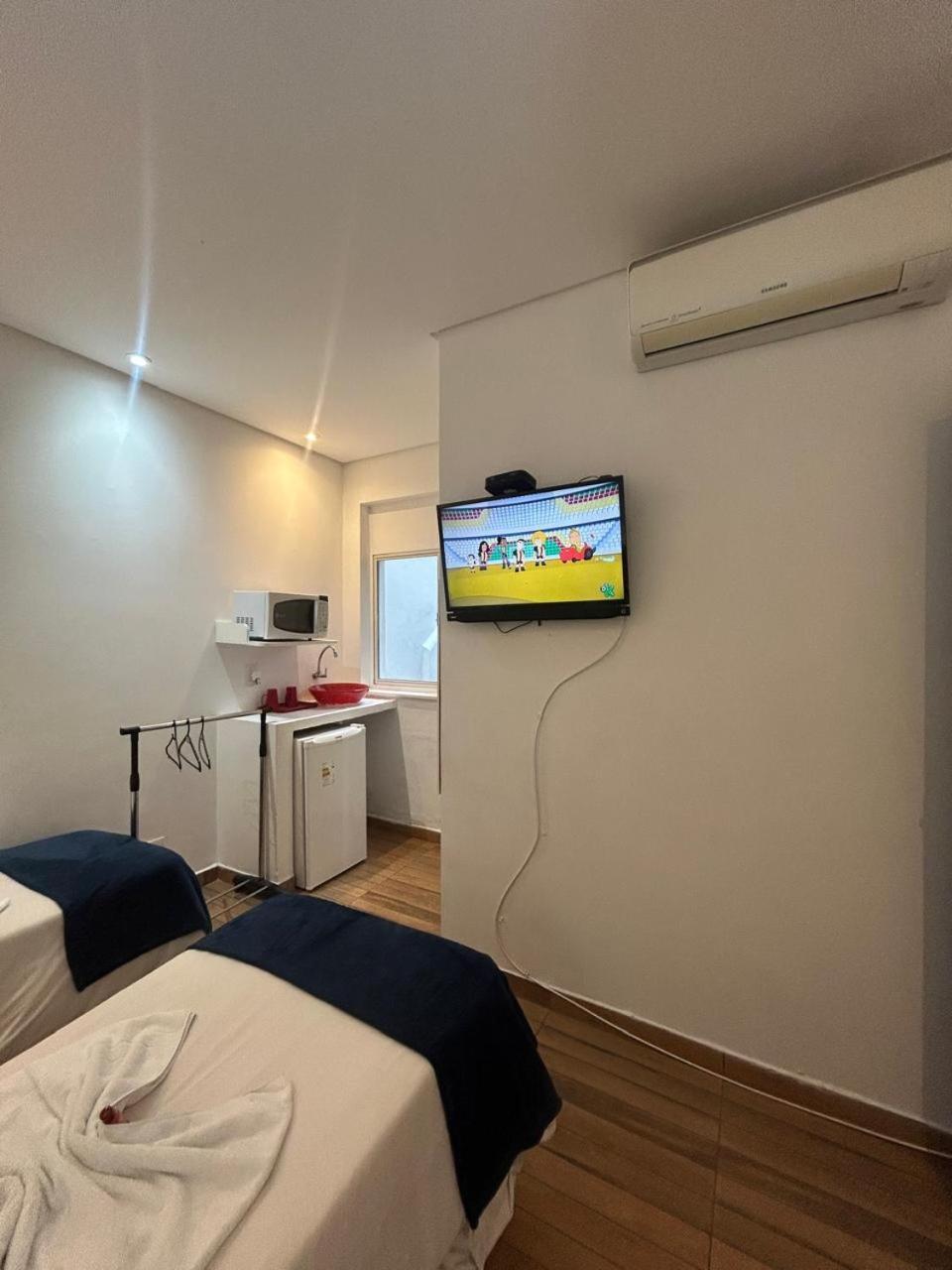 Pousada E Hostel Sao Paulo Comfort - Bairro Pinheiros, Proximo Hospital Das Clinicas E Incor, Oscar Freire, Av Paulista, Allianz, Vila Madalena E Facil Acesso Ao Ibirapuera E Morumbi エクステリア 写真