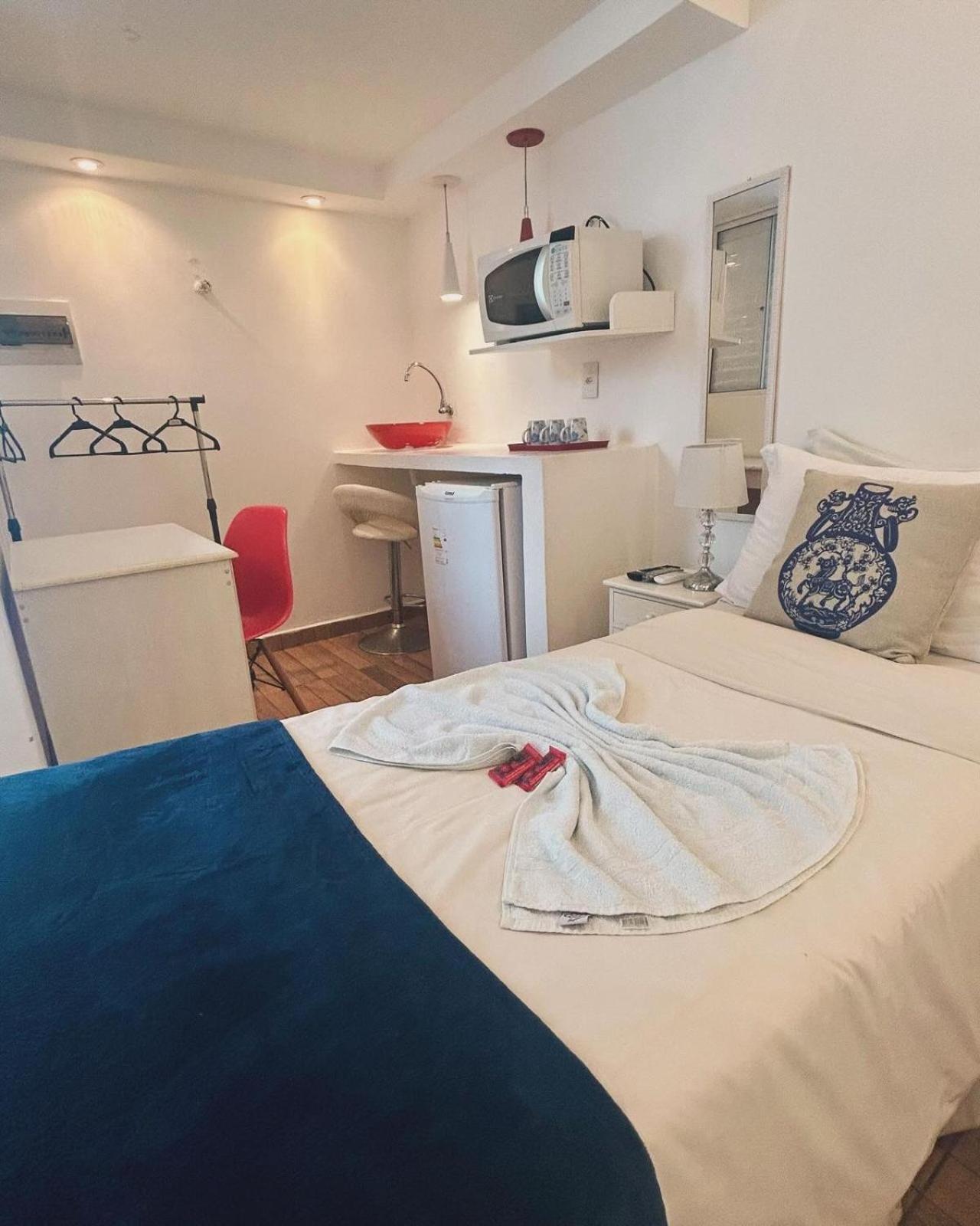Pousada E Hostel Sao Paulo Comfort - Bairro Pinheiros, Proximo Hospital Das Clinicas E Incor, Oscar Freire, Av Paulista, Allianz, Vila Madalena E Facil Acesso Ao Ibirapuera E Morumbi エクステリア 写真