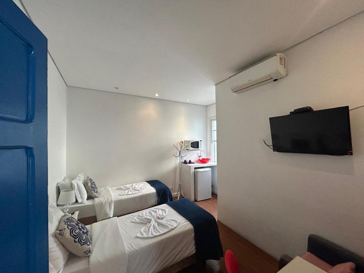 Pousada E Hostel Sao Paulo Comfort - Bairro Pinheiros, Proximo Hospital Das Clinicas E Incor, Oscar Freire, Av Paulista, Allianz, Vila Madalena E Facil Acesso Ao Ibirapuera E Morumbi エクステリア 写真