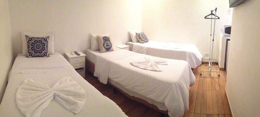 Pousada E Hostel Sao Paulo Comfort - Bairro Pinheiros, Proximo Hospital Das Clinicas E Incor, Oscar Freire, Av Paulista, Allianz, Vila Madalena E Facil Acesso Ao Ibirapuera E Morumbi エクステリア 写真