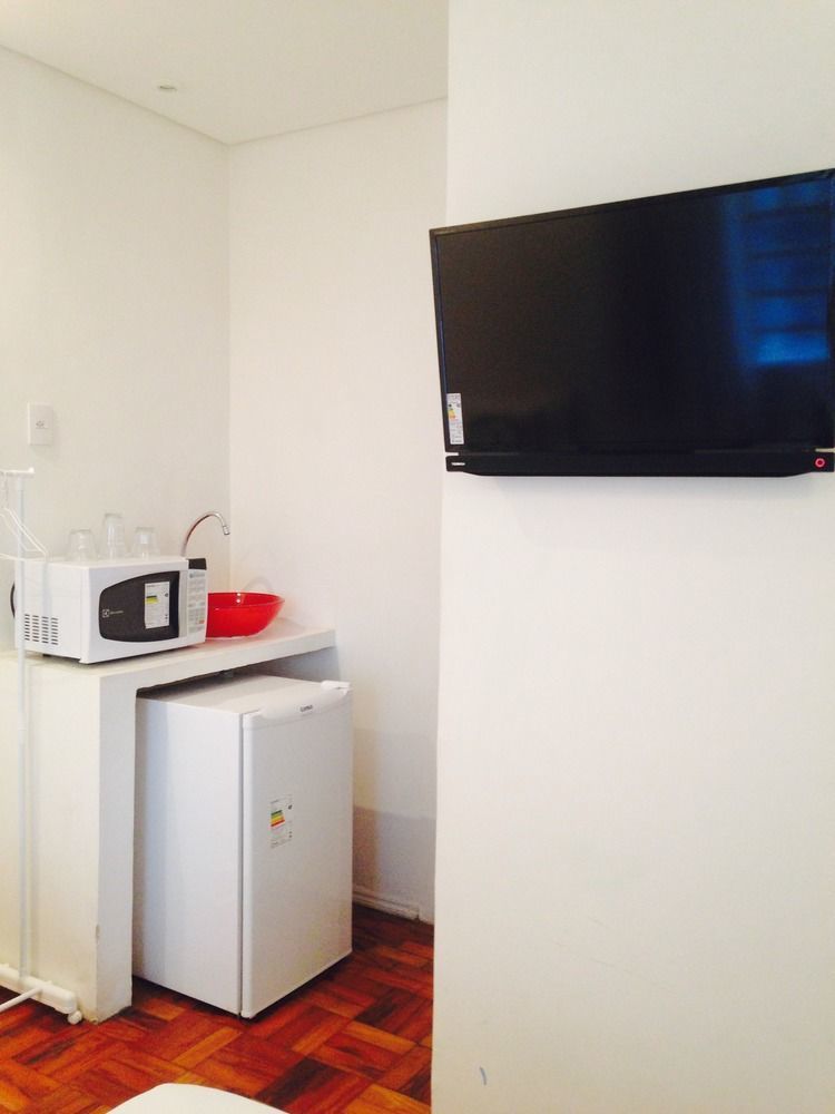Pousada E Hostel Sao Paulo Comfort - Bairro Pinheiros, Proximo Hospital Das Clinicas E Incor, Oscar Freire, Av Paulista, Allianz, Vila Madalena E Facil Acesso Ao Ibirapuera E Morumbi エクステリア 写真